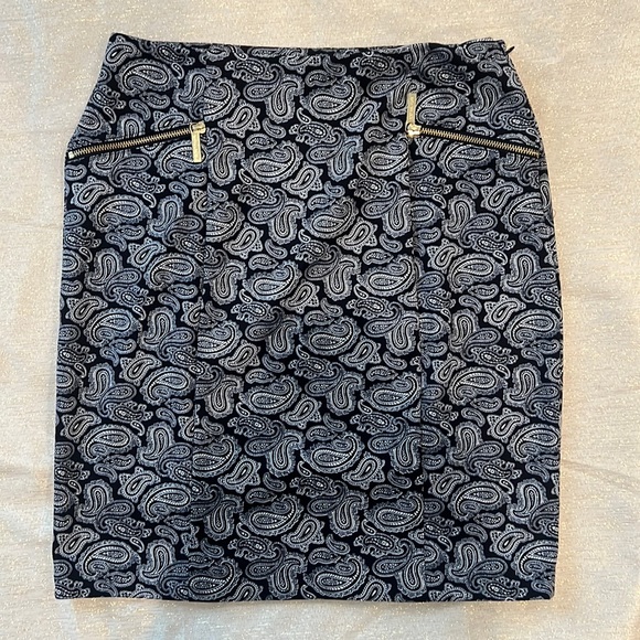 Michael Kors Dresses & Skirts - NWOT MICHAEL KORS SKIRT